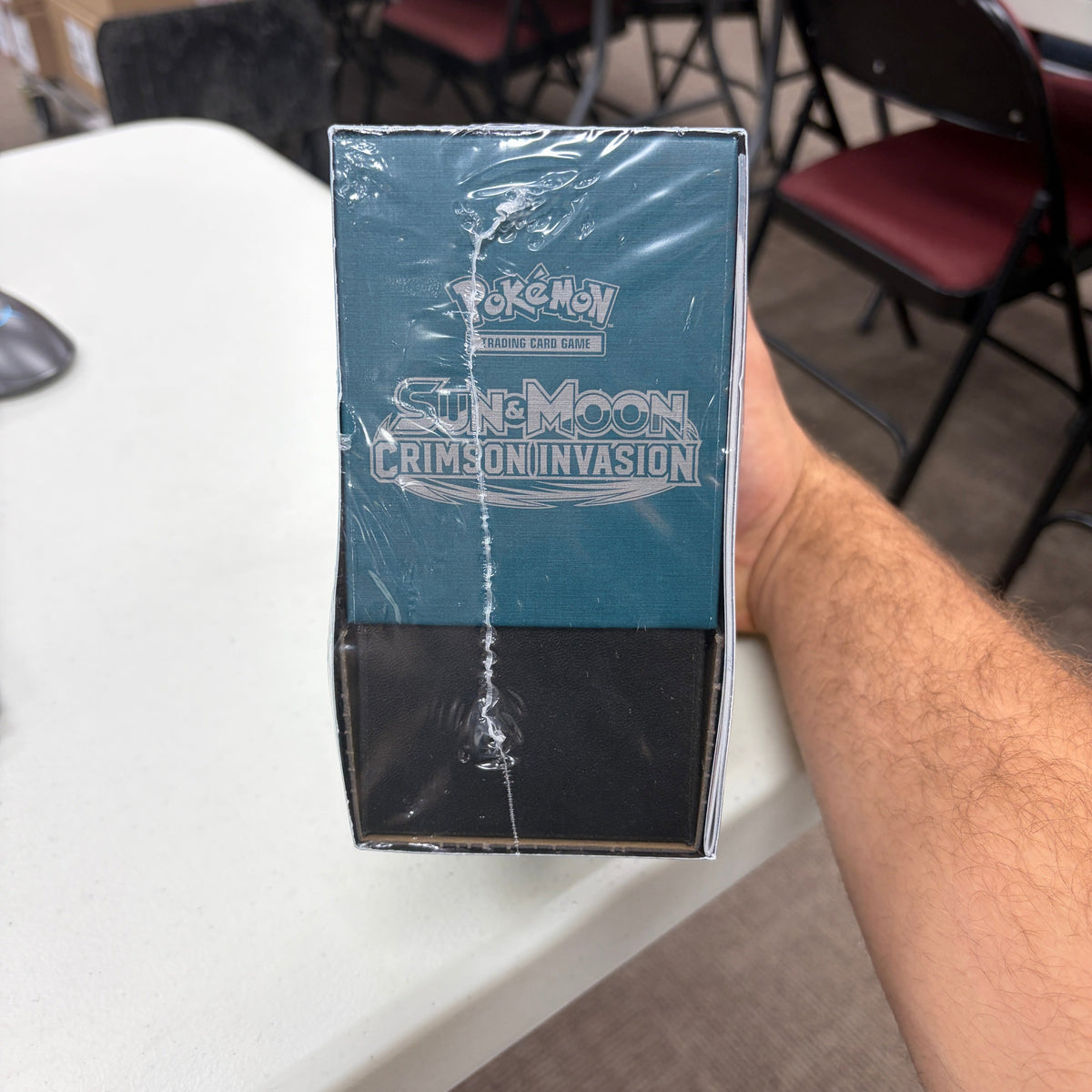 (Tear In Wrap) Sun & Moon: Crimson Invasion - Elite Trainer Box - Read Description