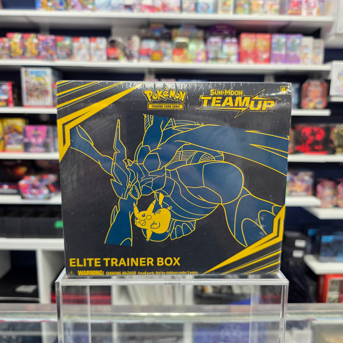(Damaged) Sun & Moon: Team Up - Elite Trainer Box (Read Description)