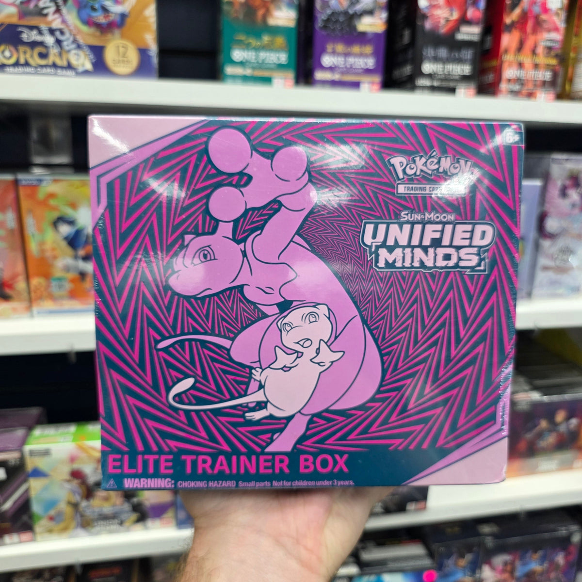 (Tear in Wrap) Pok¨¦mon & Moon: Unified Minds - Elite Trainer Box - Comes with Acrylic Case - Read Description